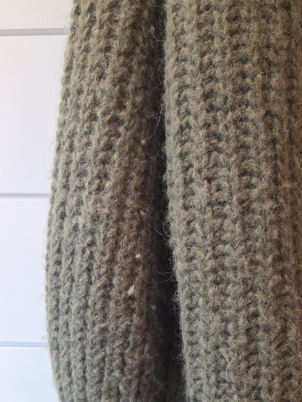 Sezane Basil Cardigan Olive Green Chunky Knit Button-Front Size Small - Picture 5 of 6